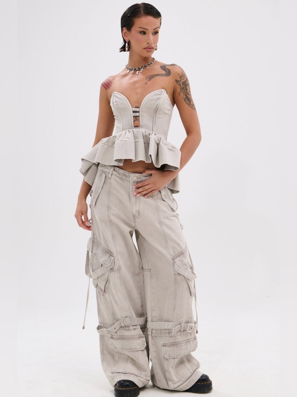 Akira Kara Denim Top Size S Corset Peplum Fit Plunging Neckline light wash grey